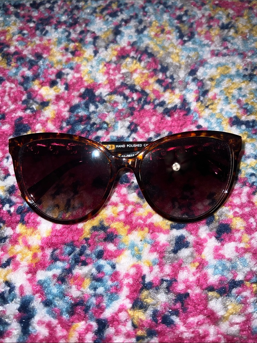 Universal Thread oversized tortoise shell sunnies